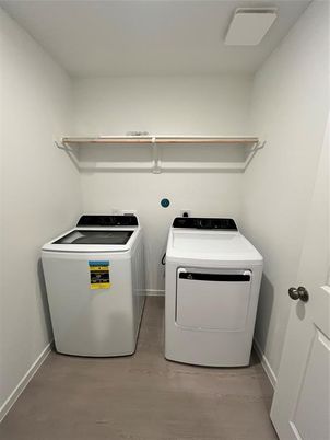 Interior, Washer