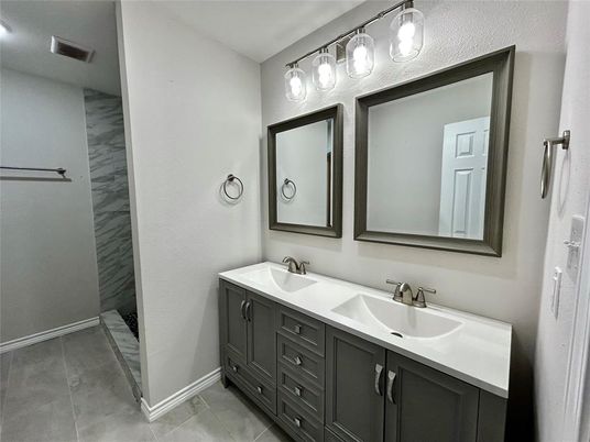 Bathroom, Dual Sink Vanities, Interior