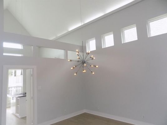 Empty room, Interior, Pendant Lights