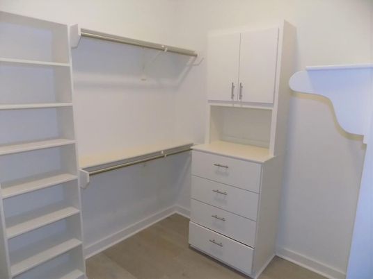 Interior, Walk-in Closets, Wood Texture Flooring