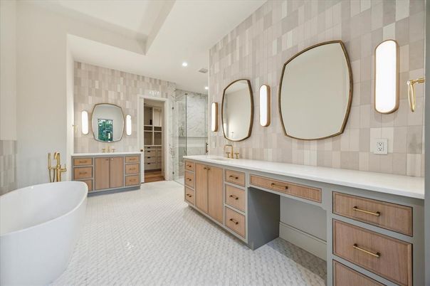 Bathroom, Dual Sink Vanities, Free Standing Baths, Interior, Recessed Lighting