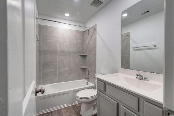 Bathroom, Interior, Recessed Lighting, Wood Texture Flooring
