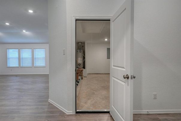 Interior, Recessed Lighting, Wood Texture Flooring