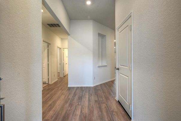 Interior, Recessed Lighting, Wood Texture Flooring