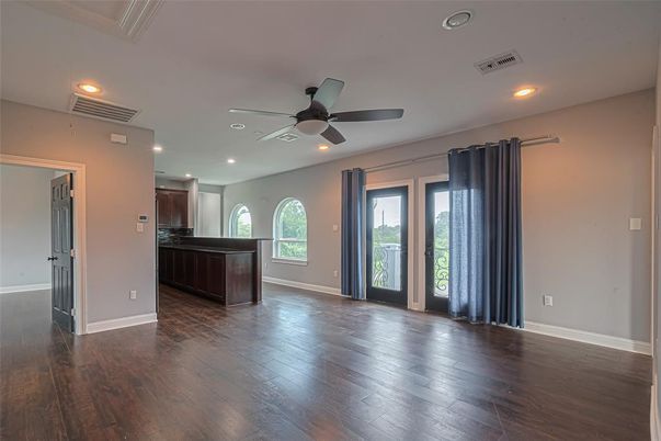 Empty room, Interior, Recessed Lighting, Wood Texture Flooring