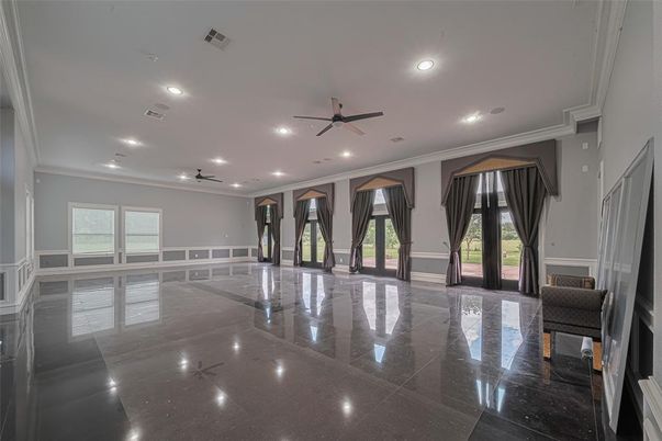 Empty room, Interior, Recessed Lighting