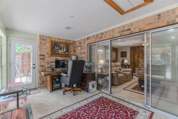 Home Office, Interior, Recessed Lighting, Stone Walls