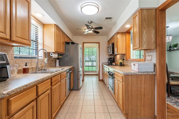 Interior, Kitchen, Recessed Lighting