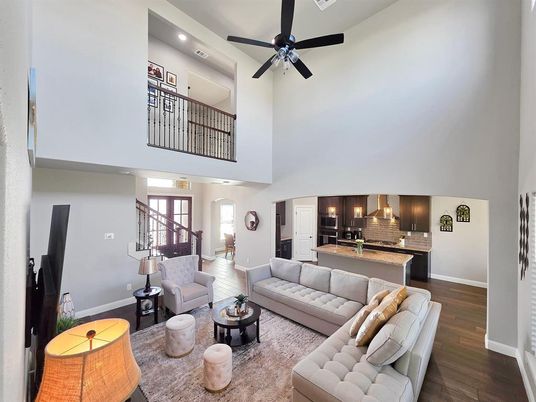 Interior, Kitchen, Living room, Recessed Lighting, Wood Texture Flooring