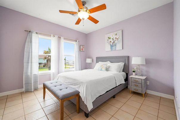 Bedroom, Interior, Water