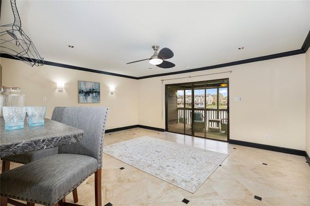 Dining room, Interior, Recessed Lighting