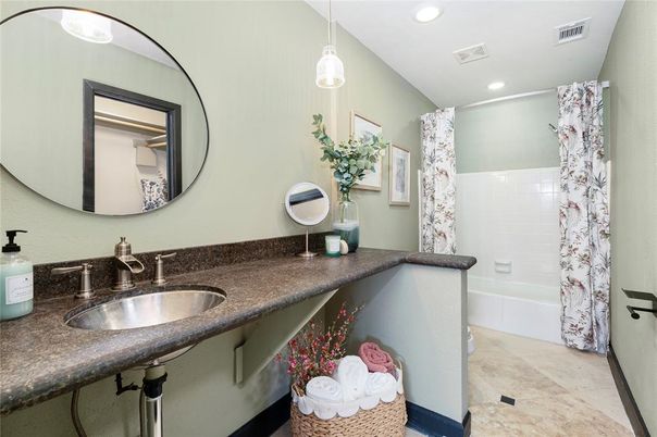 Bathroom, Dual Sink Vanities, Interior, Pendant Lights, Recessed Lighting