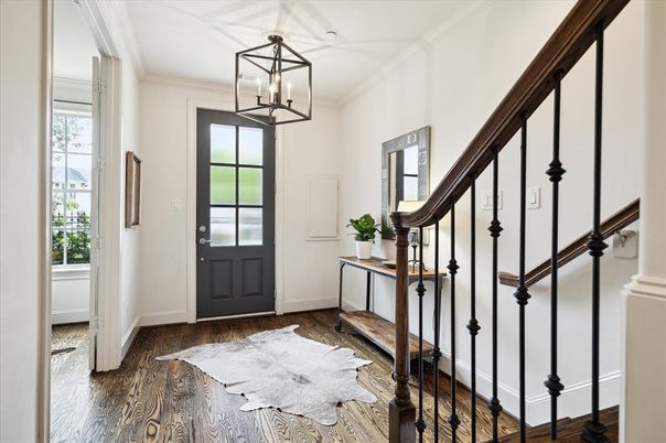 Interior, Pendant Lights, Wood Texture Flooring