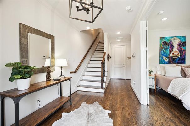Interior, Pendant Lights, Recessed Lighting, Wood Texture Flooring