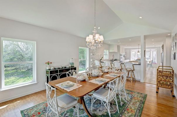 Chandelier, Dining room, Interior, Kitchen, Recessed Lighting, Wood Texture Flooring