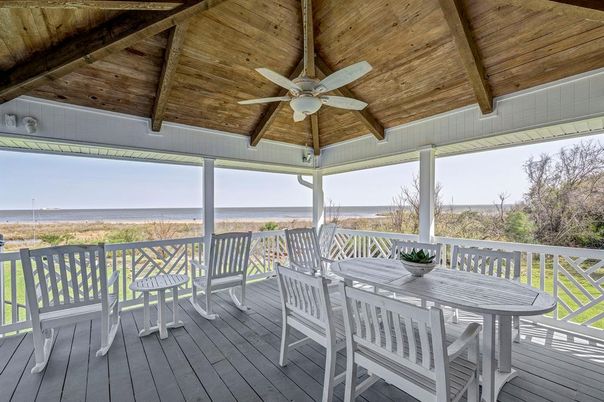 Interior, Sun Room, Water, Wooden Beams, Wooden Ceilings, Wood Texture Flooring