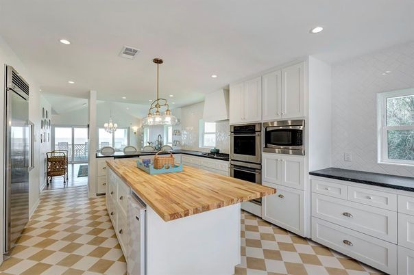 Chandelier, Interior, Kitchen, Pendant Lights, Recessed Lighting, Stainless Steel Appliances