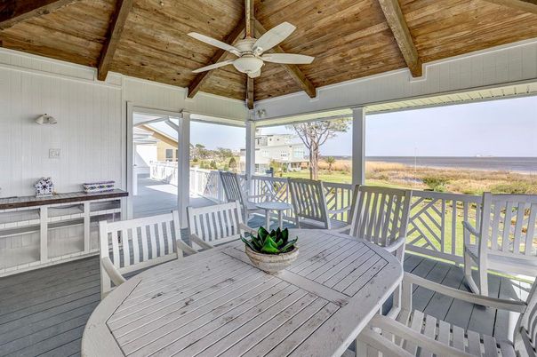Interior, Sun Room, Water, Wooden Beams, Wooden Ceilings, Wood Texture Flooring