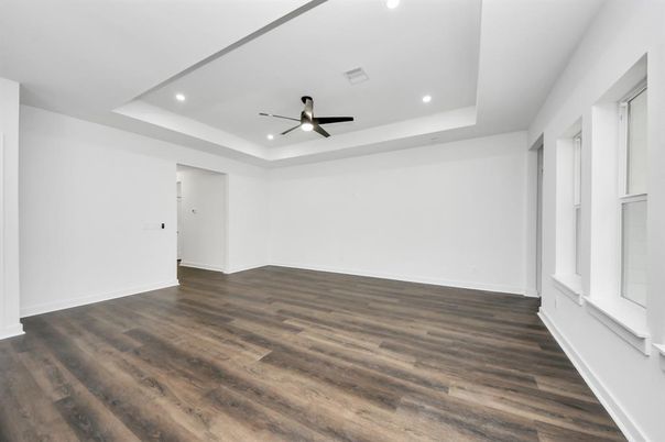 Empty room, Interior, Recessed Lighting, Wood Texture Flooring