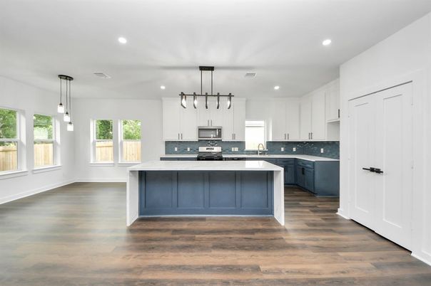 Interior, Kitchen, Pendant Lights, Recessed Lighting, Wood Texture Flooring