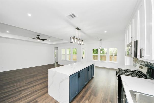 Interior, Kitchen, Pendant Lights, Recessed Lighting, Wood Texture Flooring