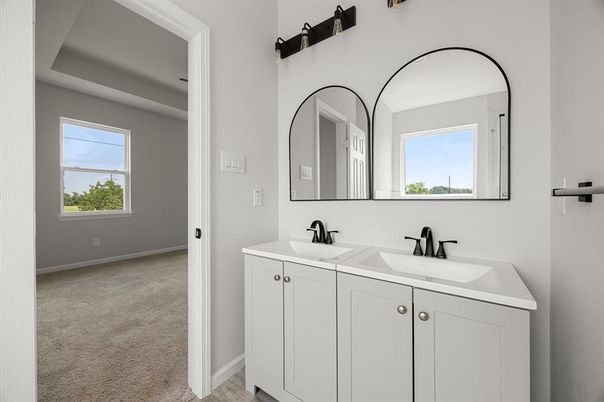 Bathroom, Dual Sink Vanities, Interior
