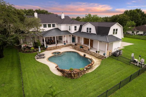 Backyard, Exterior, Pool