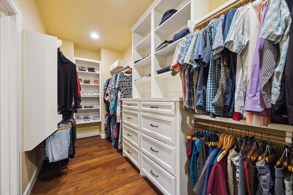 Interior, Recessed Lighting, Walk-in Closets, Wood Texture Flooring