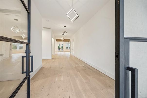 Interior, Pendant Lights, Wood Texture Flooring