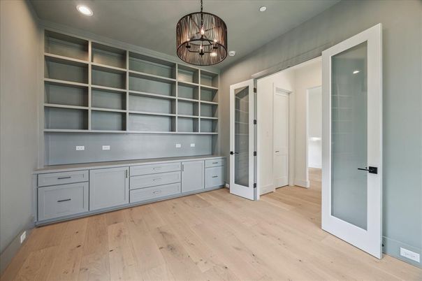 Interior, Pendant Lights, Recessed Lighting, Wood Texture Flooring