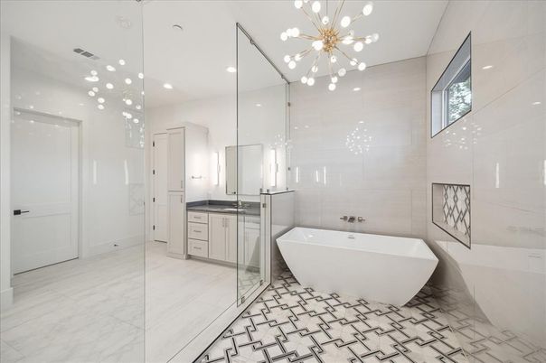 Bathroom, Free Standing Baths, Glass Shower, Interior, Marble, Pendant Lights, Recessed Lighting