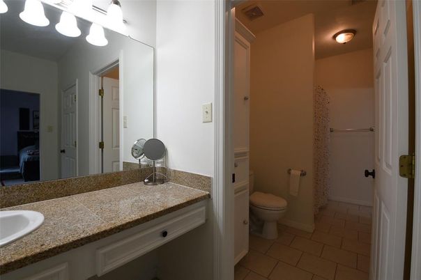 Bathroom, Interior