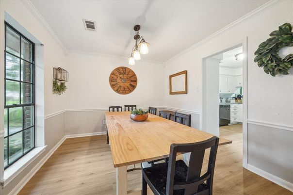 Dining room, Interior, Kitchen, Pendant Lights, Wood Texture Flooring
