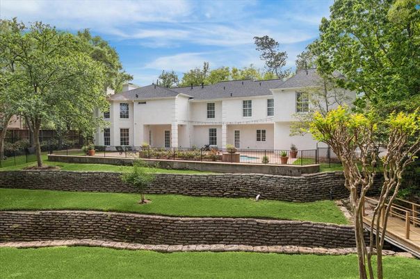 Backyard, Exterior, Facade, French Provincial
