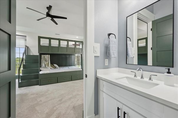Bathroom, Interior, Recessed Lighting