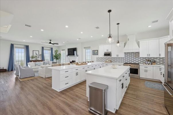 Dining room, Interior, Kitchen, Living room, Pendant Lights, Recessed Lighting, Stainless Steel Appliances, Wood Texture Flooring