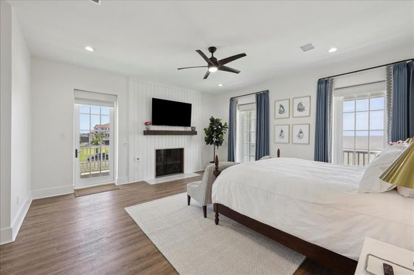 Bedroom, Fireplace, Interior, Recessed Lighting, Wood Texture Flooring