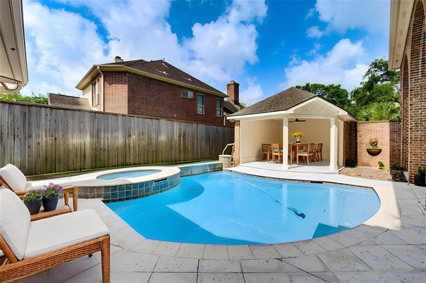 Detached Garage, Exterior, Pool