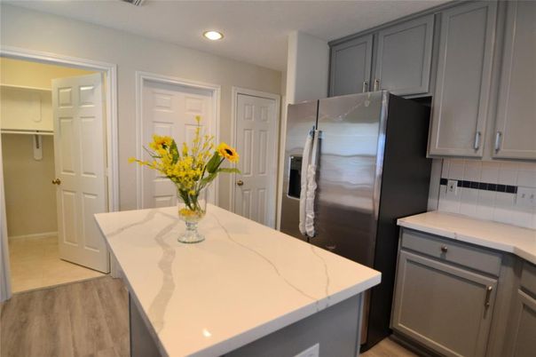 Interior, Kitchen, Recessed Lighting, Wood Texture Flooring