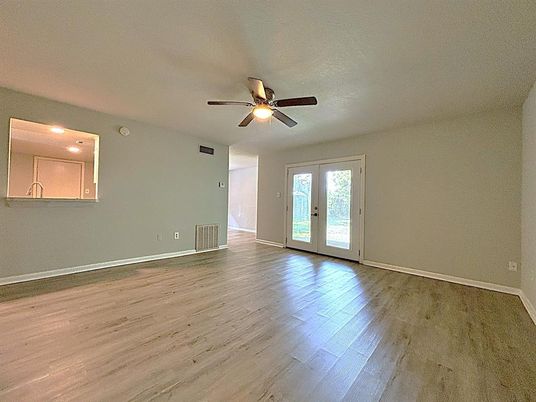Empty room, Interior, Recessed Lighting, Wood Texture Flooring