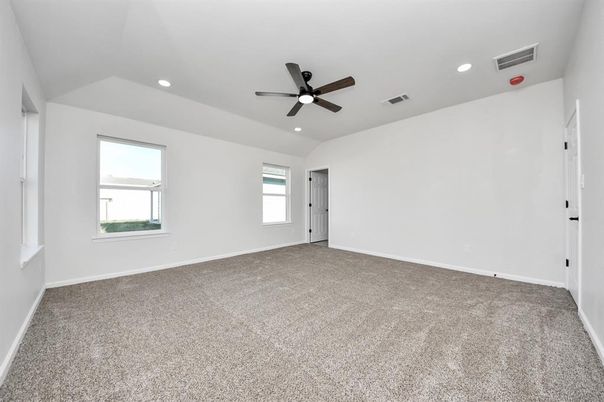 Empty room, Interior, Recessed Lighting