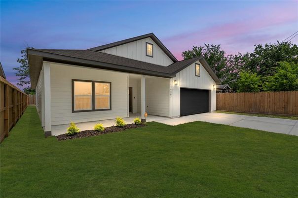 Attached, Backyard, Exterior, Facade, Farmhouse