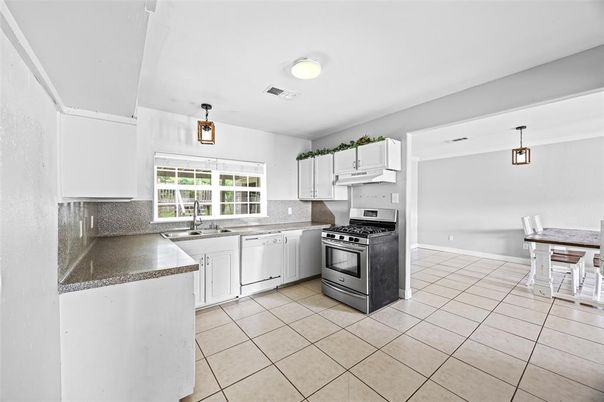 Interior, Kitchen, Pendant Lights