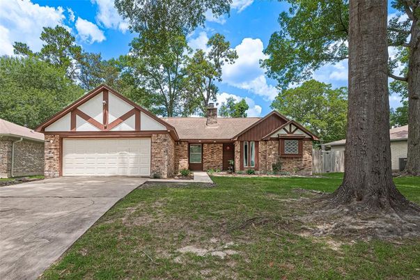 Attached, Exterior, Facade, Brick Facade, Tudor Revival