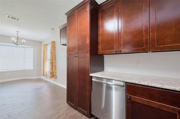 Chandelier, Interior, Kitchen, Stainless Steel Appliances, Wood Texture Flooring