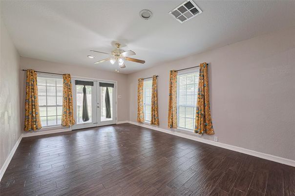 Empty room, Interior, Recessed Lighting, Wood Texture Flooring