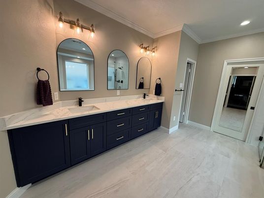 Bathroom, Dual Sink Vanities, Interior, Marble, Recessed Lighting