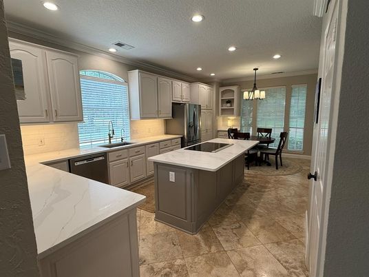 Chandelier, Dining room, Interior, Kitchen, Recessed Lighting