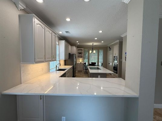 Interior, Kitchen, Pendant Lights, Recessed Lighting