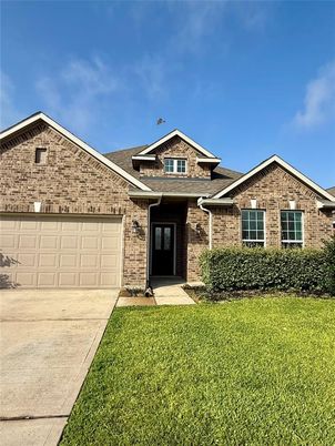 Attached, Exterior, Facade, Brick Facade, Brick Traditional